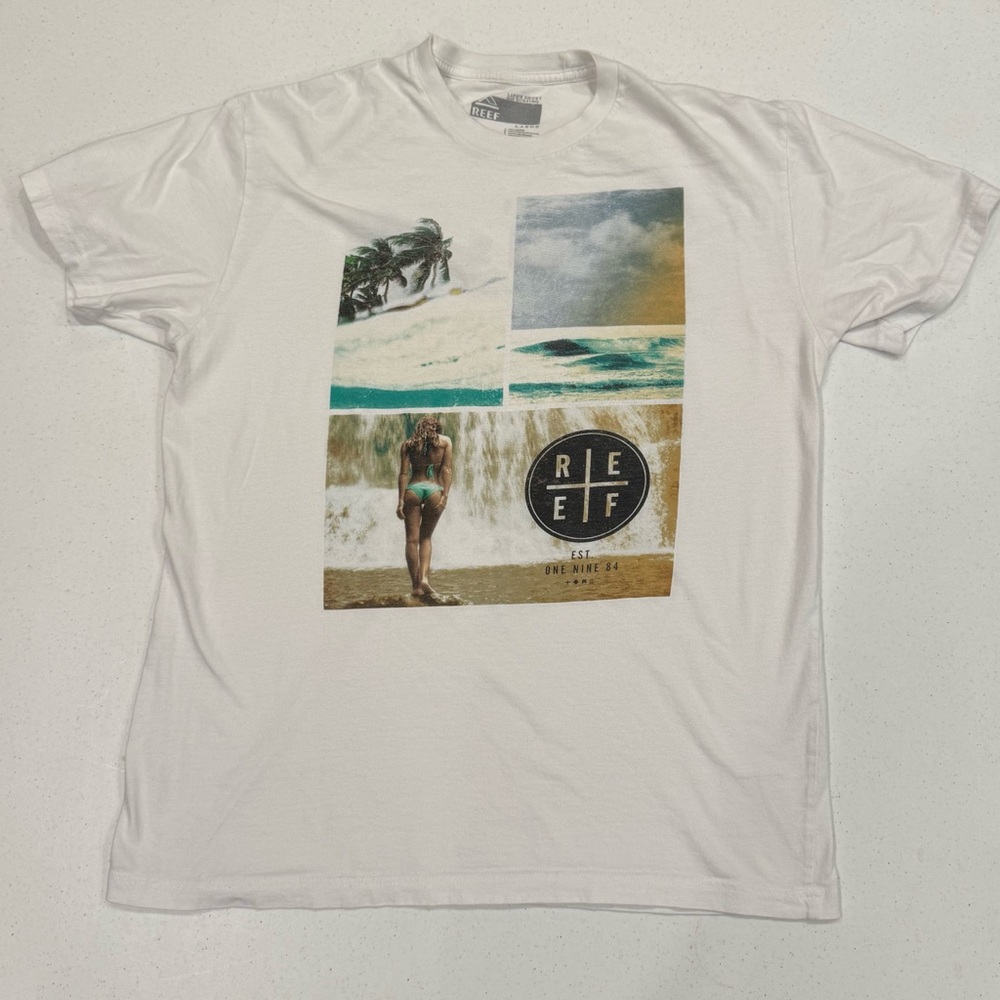 Reef White Beach Babe Palm Tree Scene T-Shirt Large